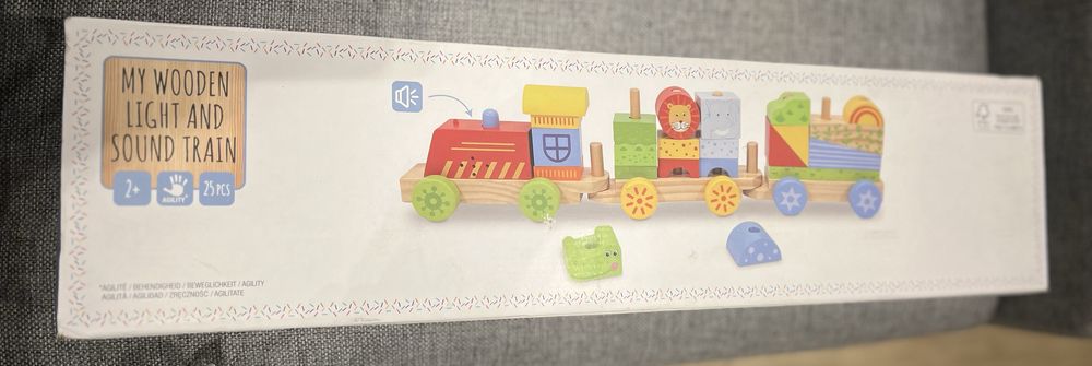 Pociag drewniany światło i dźwiek