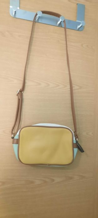 Mala / Bolsa tiracolo, como nova