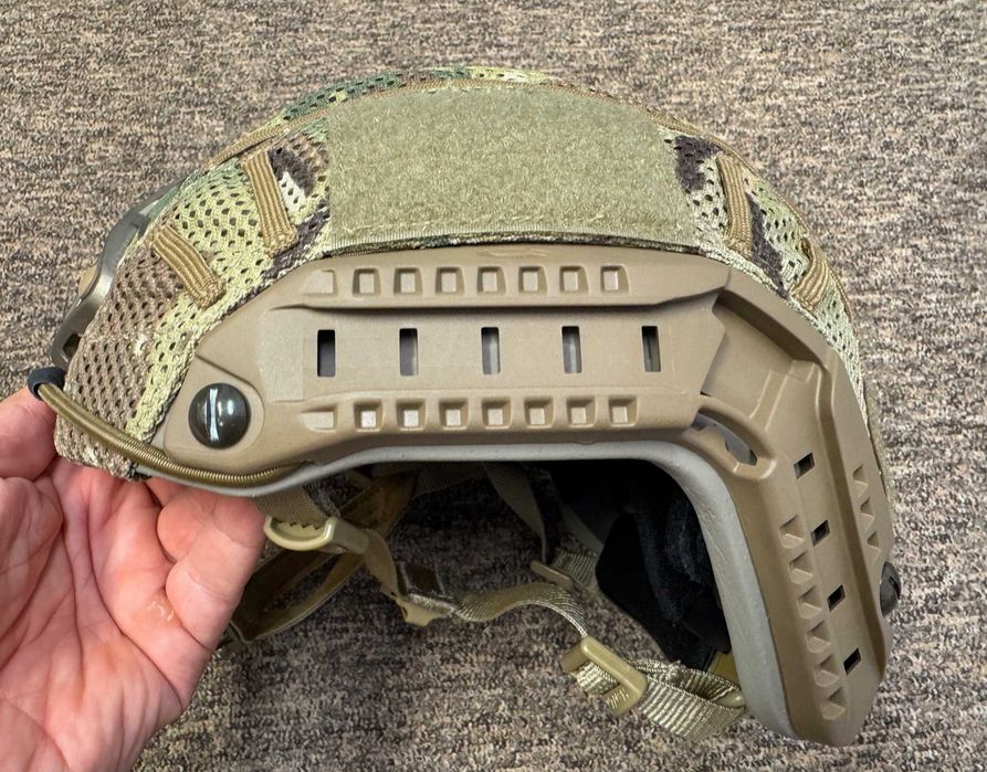 CORONA FATIGUESLACKS VIETNAMSLACKS ベージュL Ops-Core FAST MT Super High Cut Helmet Tan with MultiCam