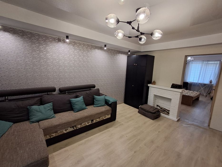 Аренда 2 ком.кв.ул.Дворцовая 35 в Центре