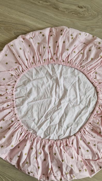 Простинки на резинці в дитяче ліжко