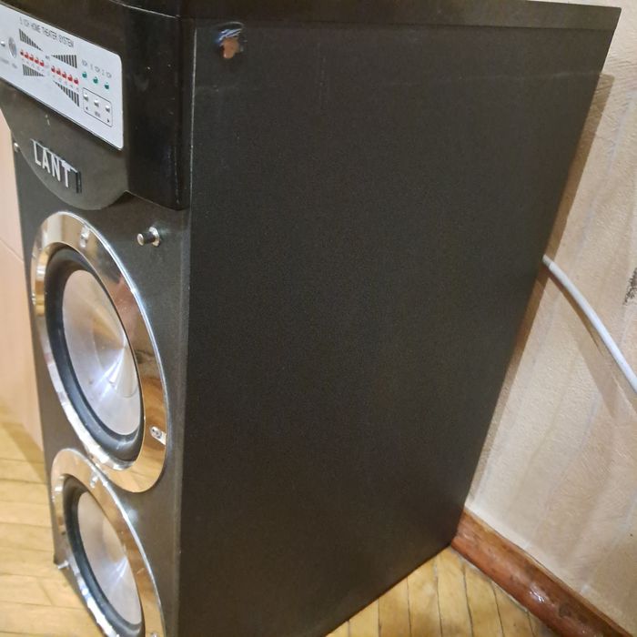 Продам активный саббуфер