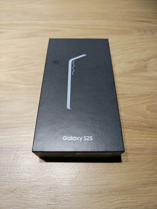 Samsung S25 12/128 GB. Nowy. Gwarancja
