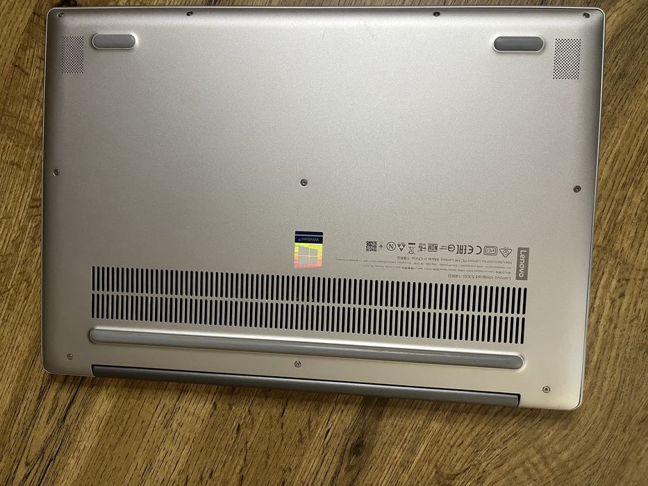 Lenovo IdeaPad i5-8gen/8Ram/256Ssd