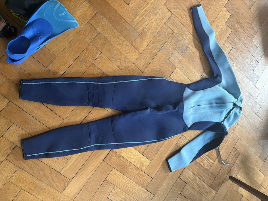 Tribord pianka pływacka