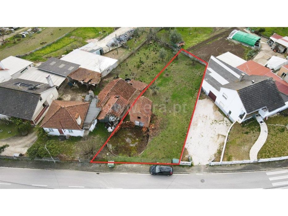 Terreno Urbano com 600m² em Espite, Ourém - Ideal para a Casa dos S...