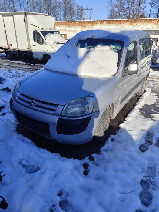 Posiadam czesci citroen berlingo partner lift  2008r   1.6hdi