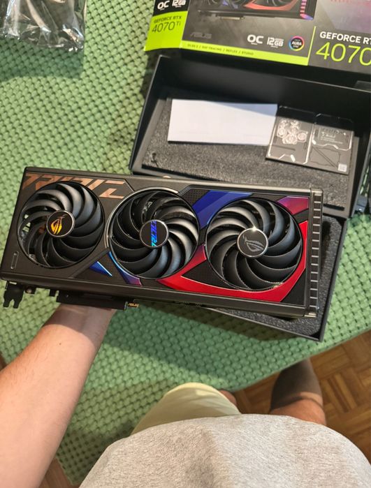 Asus Rog Strix GeForce Rtx 4070 Ti Oc