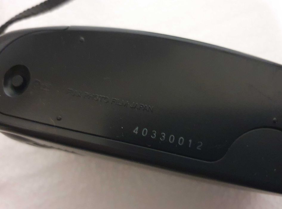 Máquina / Câmara fotográfica Fuji FZ-5 - vintage - para coleção