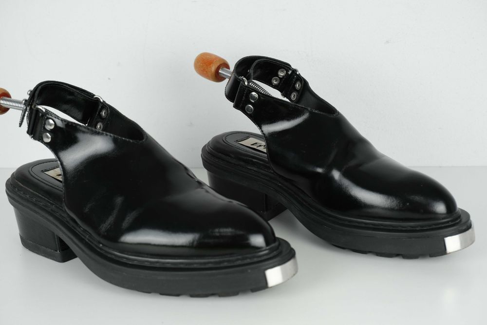 Eytys Carmen Patent Slingback Pumps In Black skóra r 38