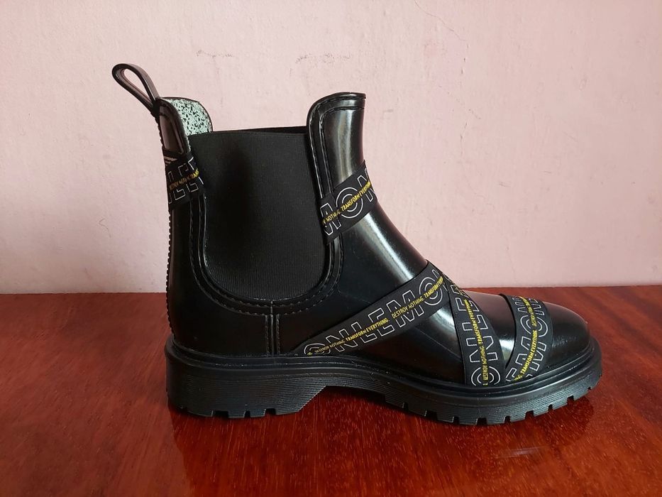 Гумові чоботи фірми lemon jelly оригінал


Розмір 41 

Замір по стельц