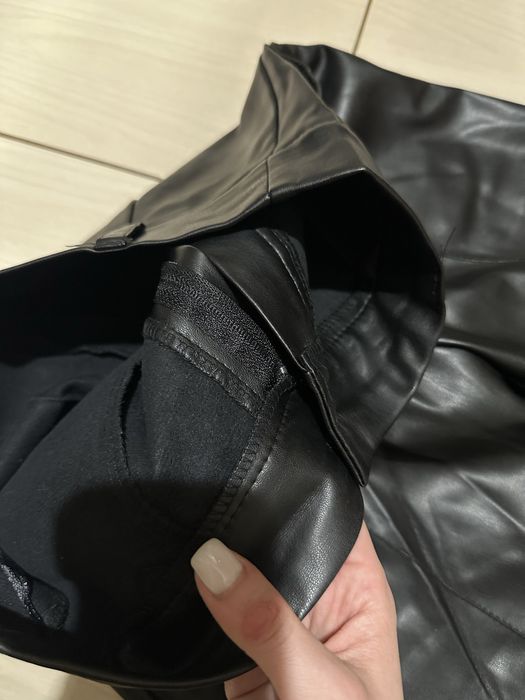 Шкіряні штани з легким утепленням