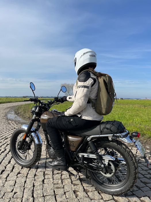 Moto 125 BRIXTON Cromwell