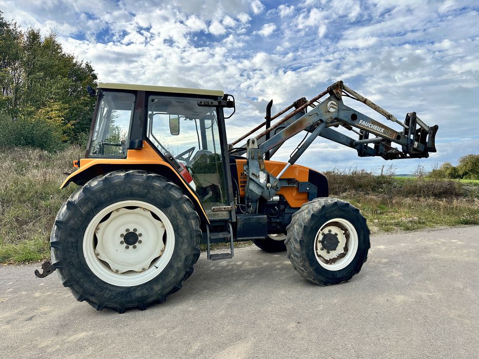 Renault Ceres 355x 96 Km