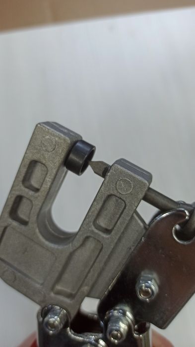 Кліщі для профілю просікач просічка з'єднання гіпсокартонних профілів