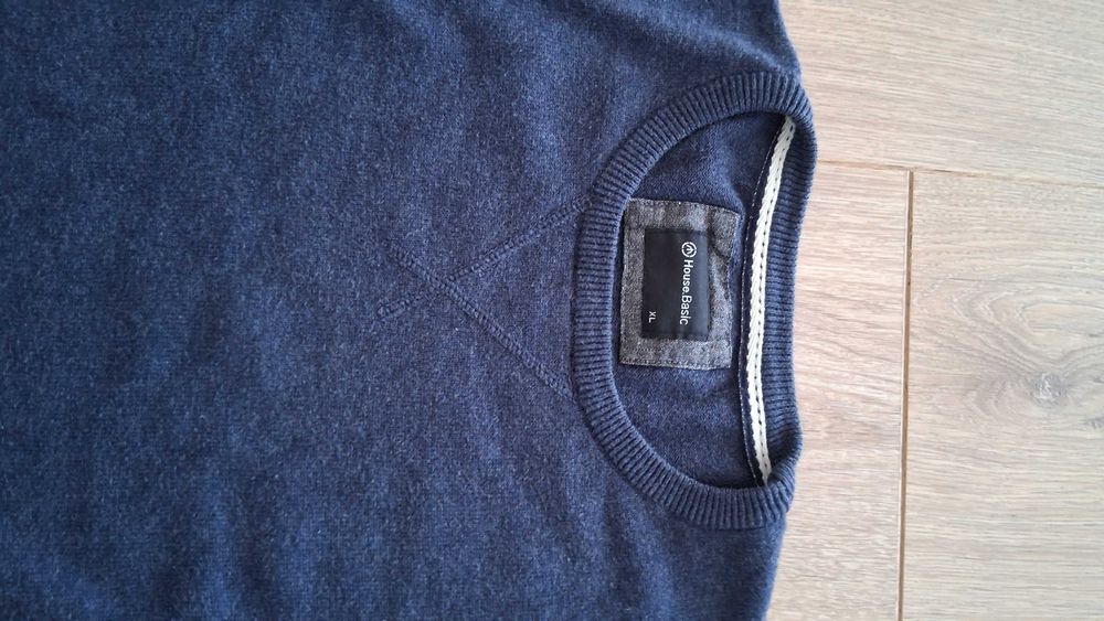 Sweter męski jasny granat rozmiar XL marki HOUSE BASIC