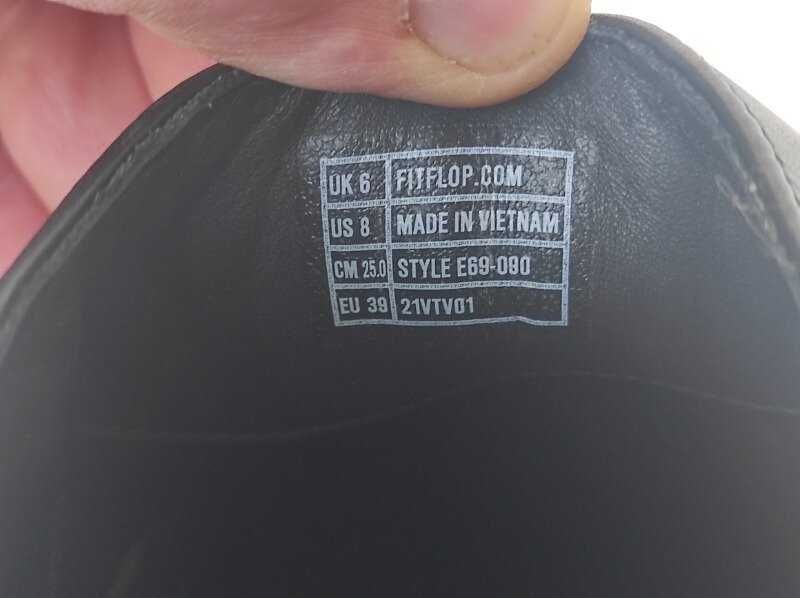 Брендовие кожанние туфли, шлепки Fitflop р.38