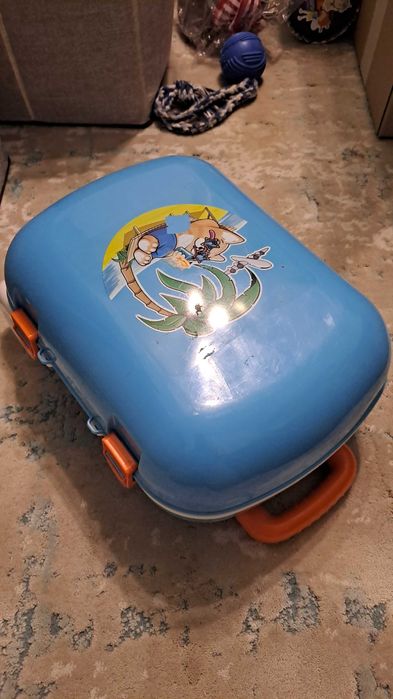 Дитяча валіза на коліщатках, пластик