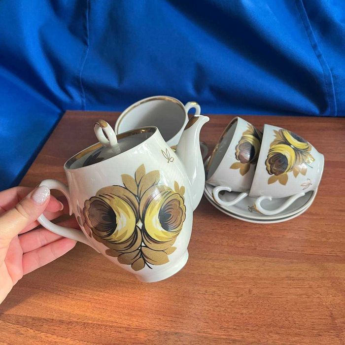 Чайний сервіс на 6 чашок з малюнком