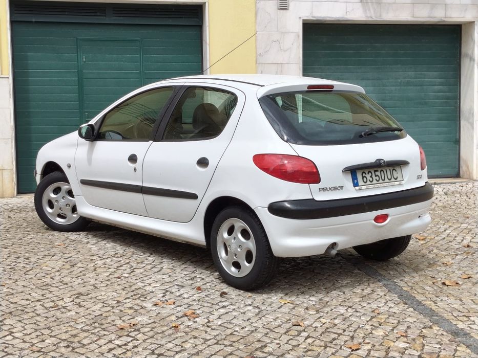 Peugeot 206 1.1 Gasolina (2002)