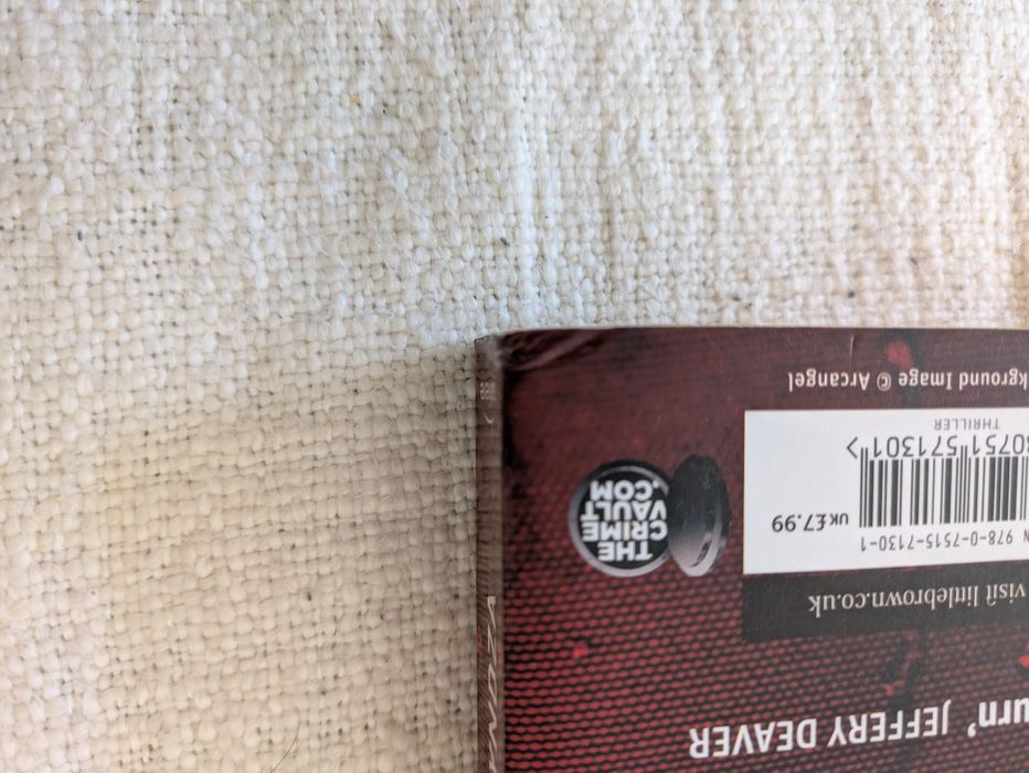 Livro Dark Water de Robert Bryndza