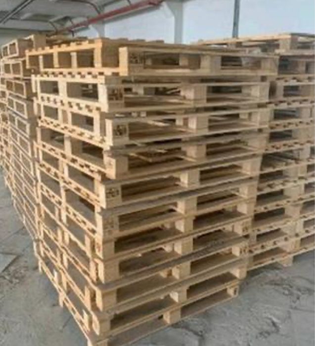Продам піддони в гарному стані