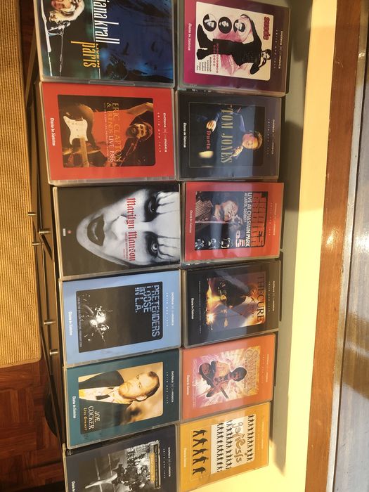Coleção de DVDs de música com raridades