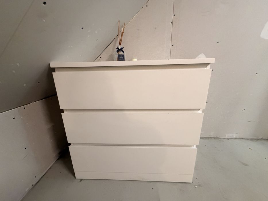 Komoda IKEA Malm