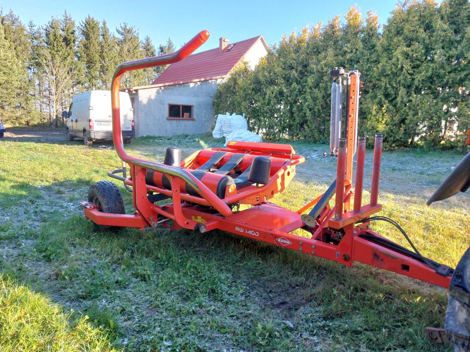 Owijarka samozaładowcza KUHN RW 1400
