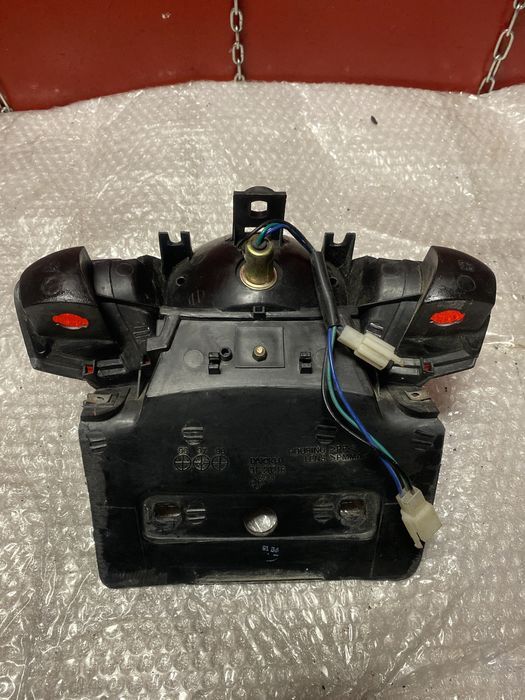 Yamaha BWS 100 Booster tylny błotnik lampa C27