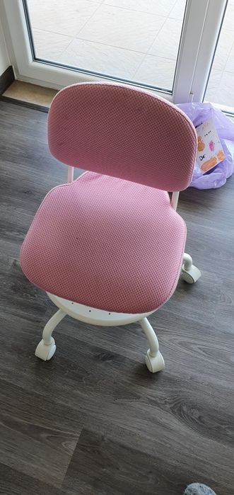 Cadeira criança cor de rosa
