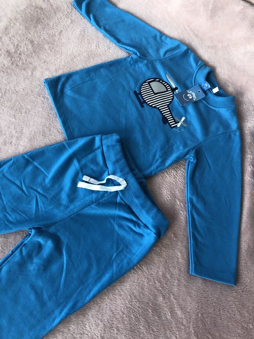 Костюм або піжама