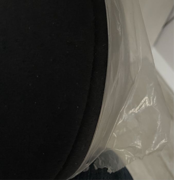 Підголовник Toyota Rav-4