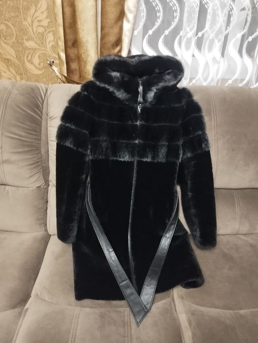 Продам шубу мутон.