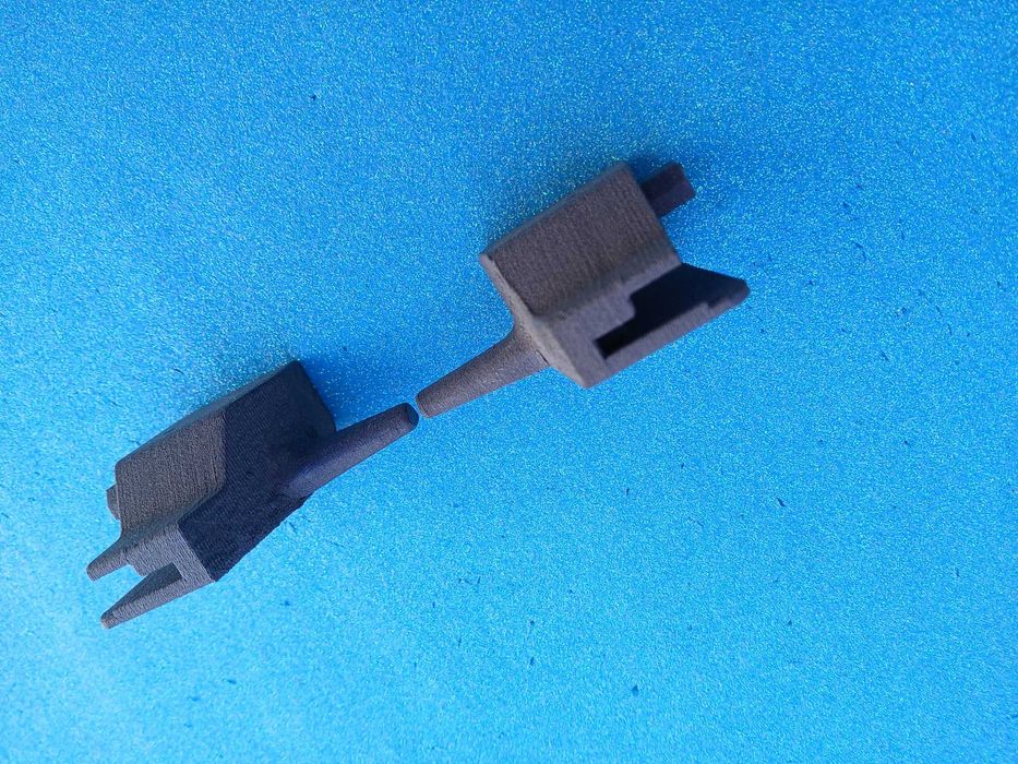Clips reparação da chapeleira Peugeot 206 SW  NOVO
