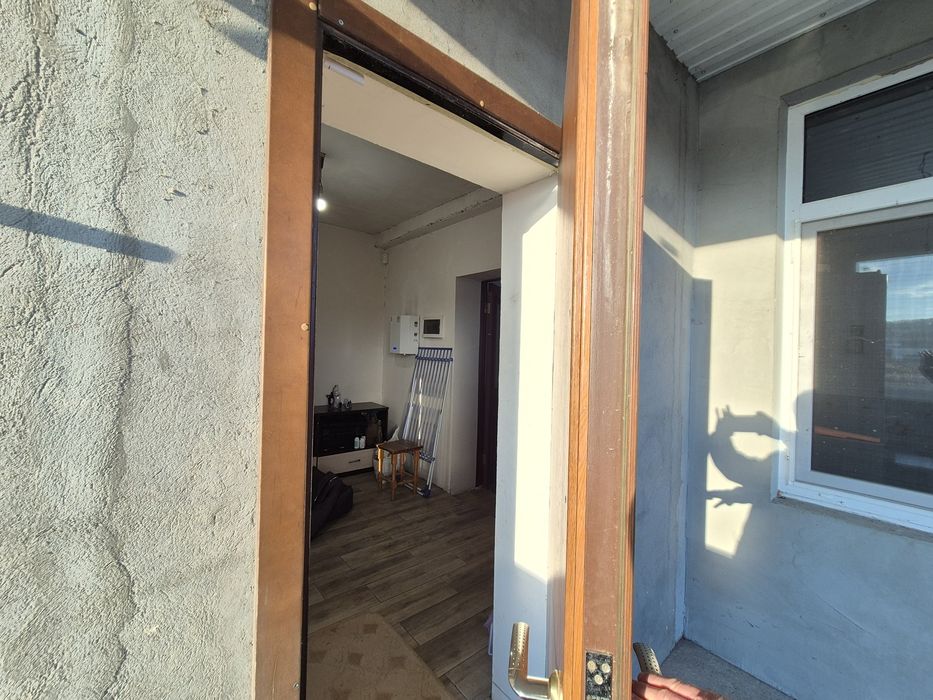 Дом у озера пригород Черноморска