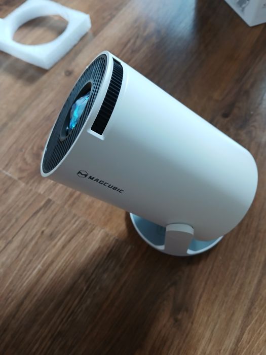 Nowy projektor Magcubic HY300Pro