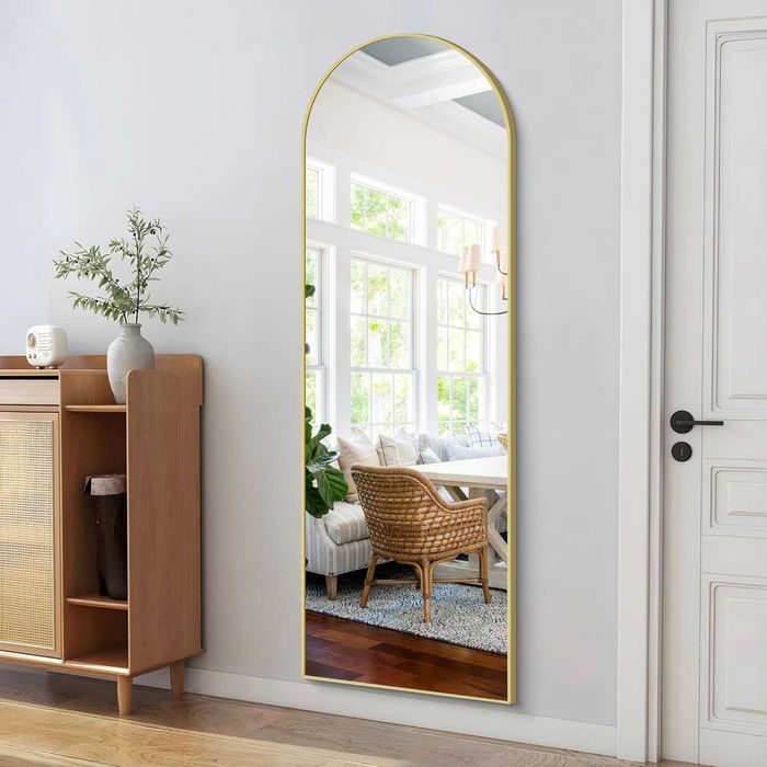 Lustro pełnowymiarowe łukowe 161×52 cm złota rama