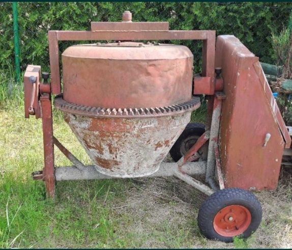 Betoniarka 250l 380v