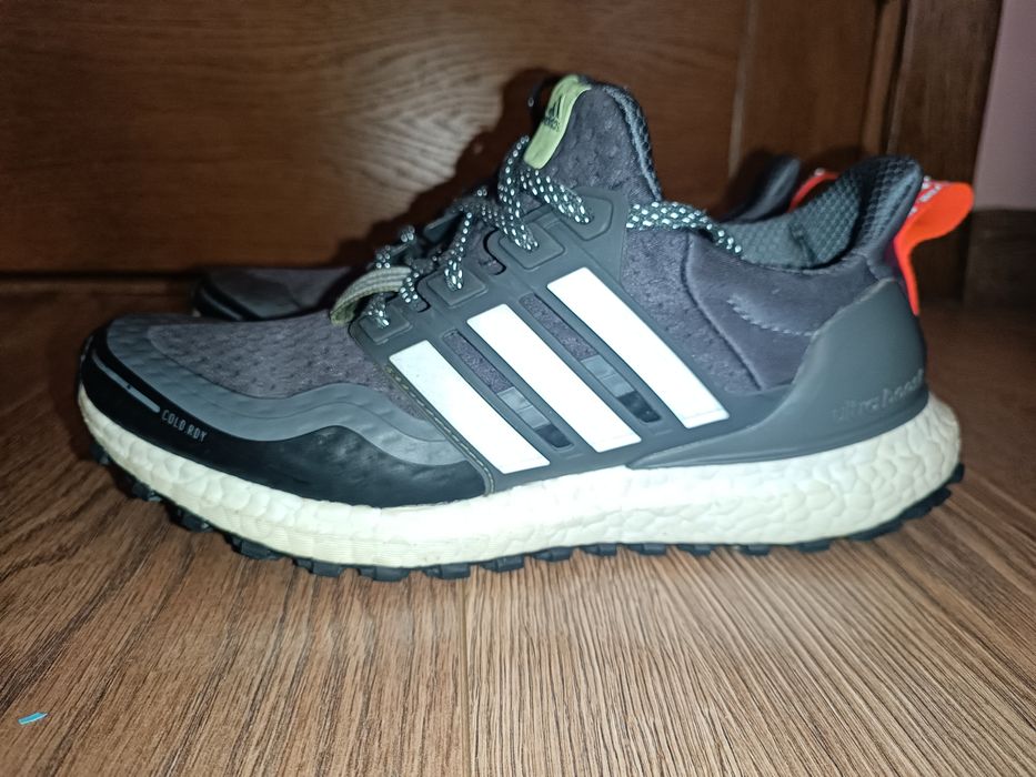 Чоловічі кросівки Adidas Ultraboost Cold.Rdy Dna Shoes Grey G54967