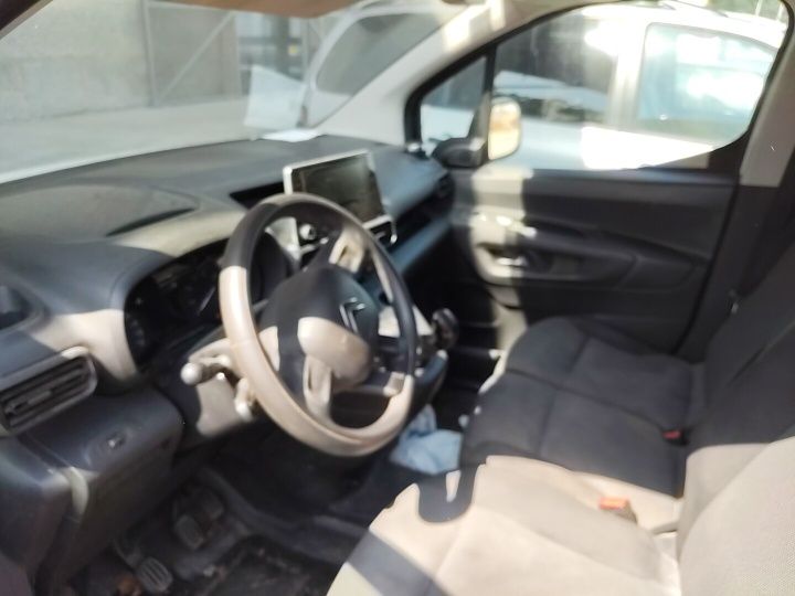 Citroen Berlingo 1.5 Hdi 100cv XL 2019 125000 km  9300€