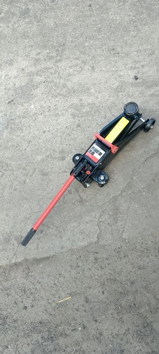 Podnosnik samochodowy  hydrauliczny żaba