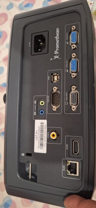 Projetor Ultra Curta Distância Promethean UST-P1 | HDMI 3300 Lúmens