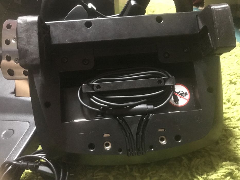 Продам руль Logitech g920