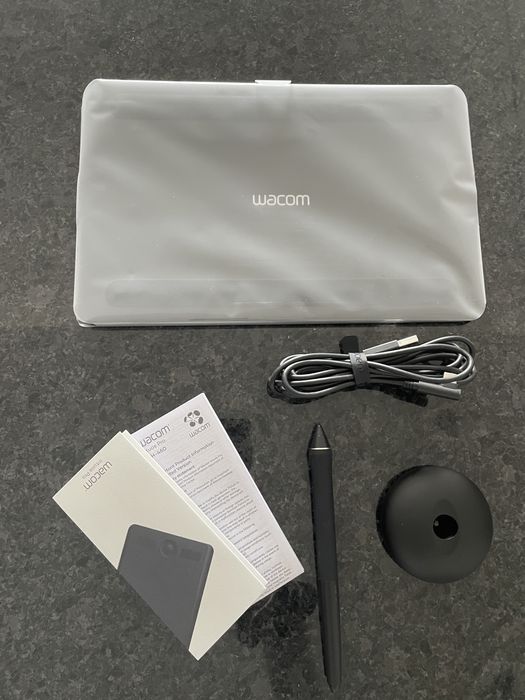 WACOM Intuos Pro S | Mesa digitalizadora (praticamente novo)