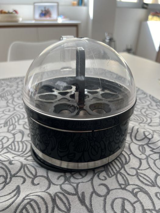 Máquina para cozer ovos