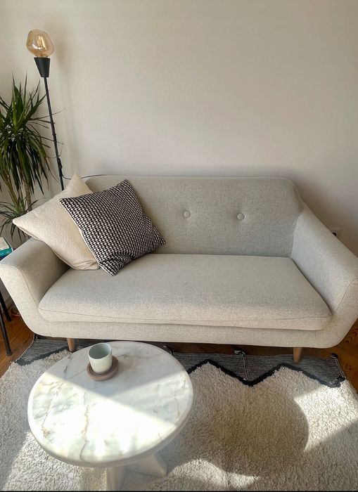 2 seater sofa fantastic condition €300 was €599!