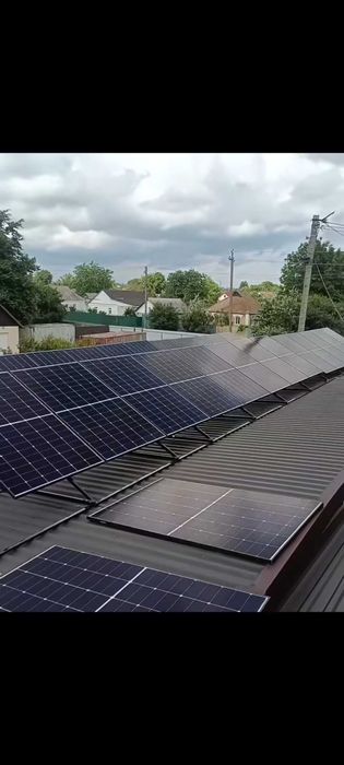 Монтаж сонячних панелей