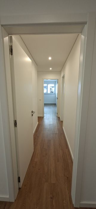 Arrendamento apartamento T3 com piscina privativa