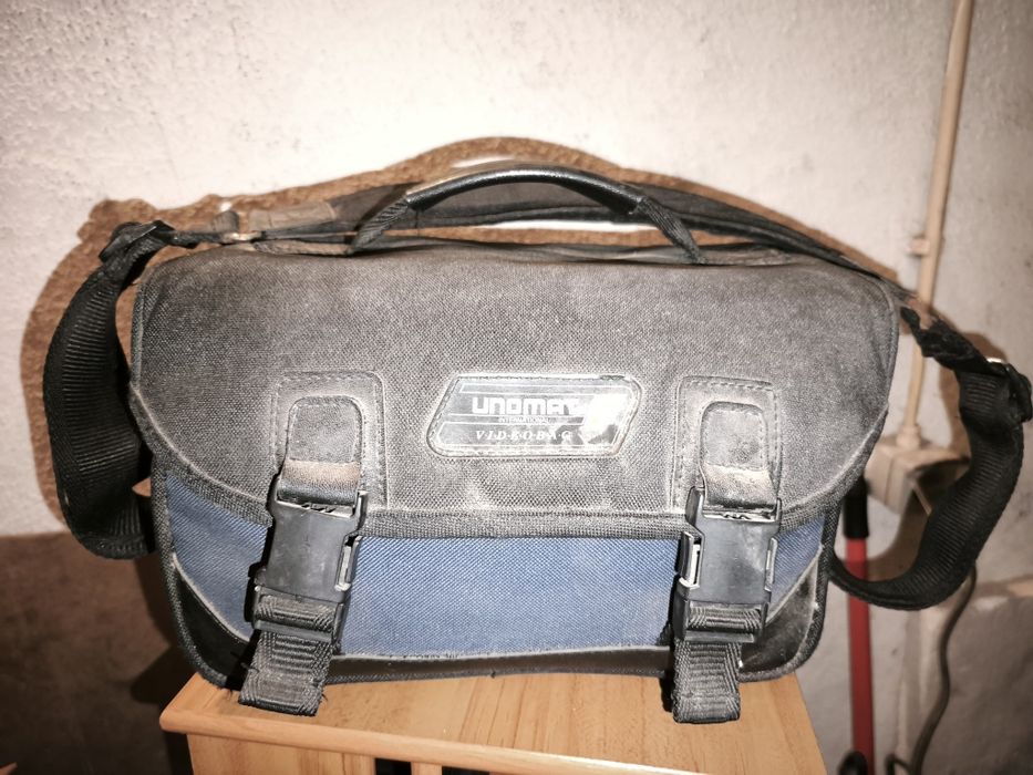 Old 8mm Video Camera64354205088643124